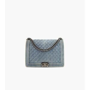 CHANEL Maxi Denim Boy Bag C-A25364